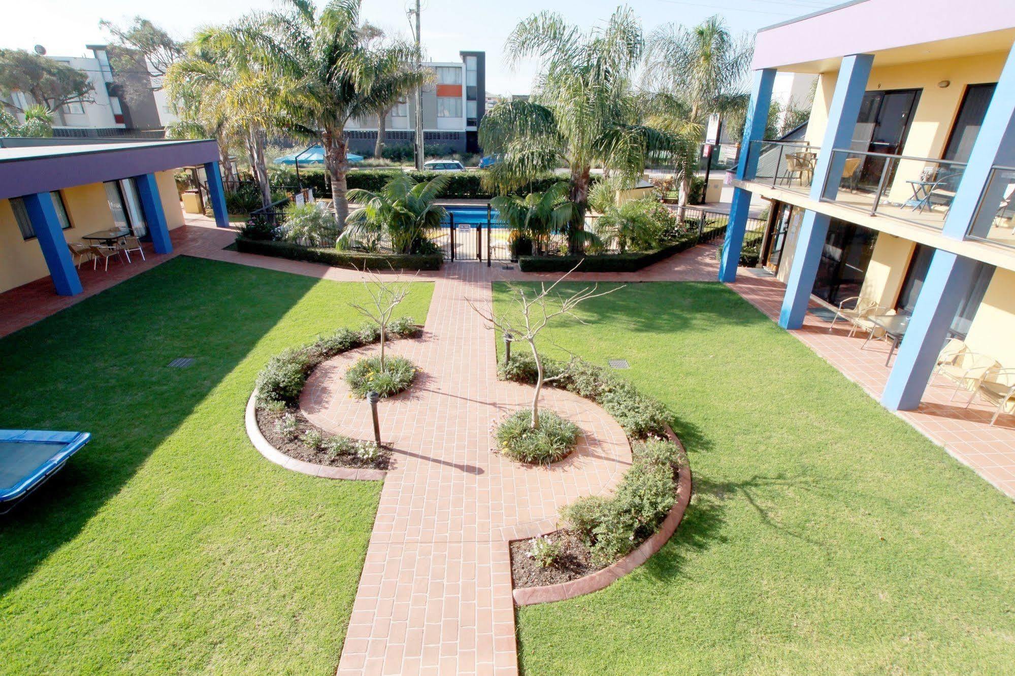 Nautilus Apartments ميريمبولا المظهر الخارجي الصورة