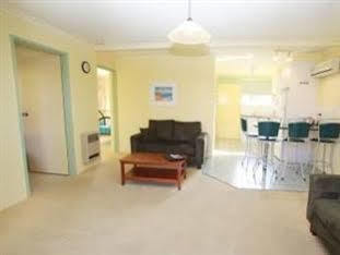 Nautilus Apartments ميريمبولا المظهر الخارجي الصورة